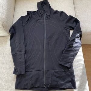 Lululemon Women’s Zip Up Sweater